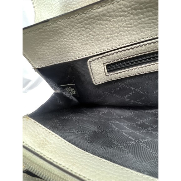 BCBG Cream Beige Purse Shoulder Bag Buckle Accent 3 Compartment Leather - Picture 11 of 16